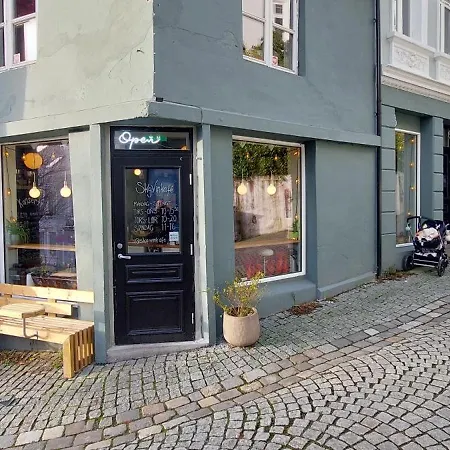 Center Bryggen * Bergen